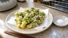 旬のつぼみ菜をサクッと天ぷらに—冷水衣と180℃で軽い仕上がり